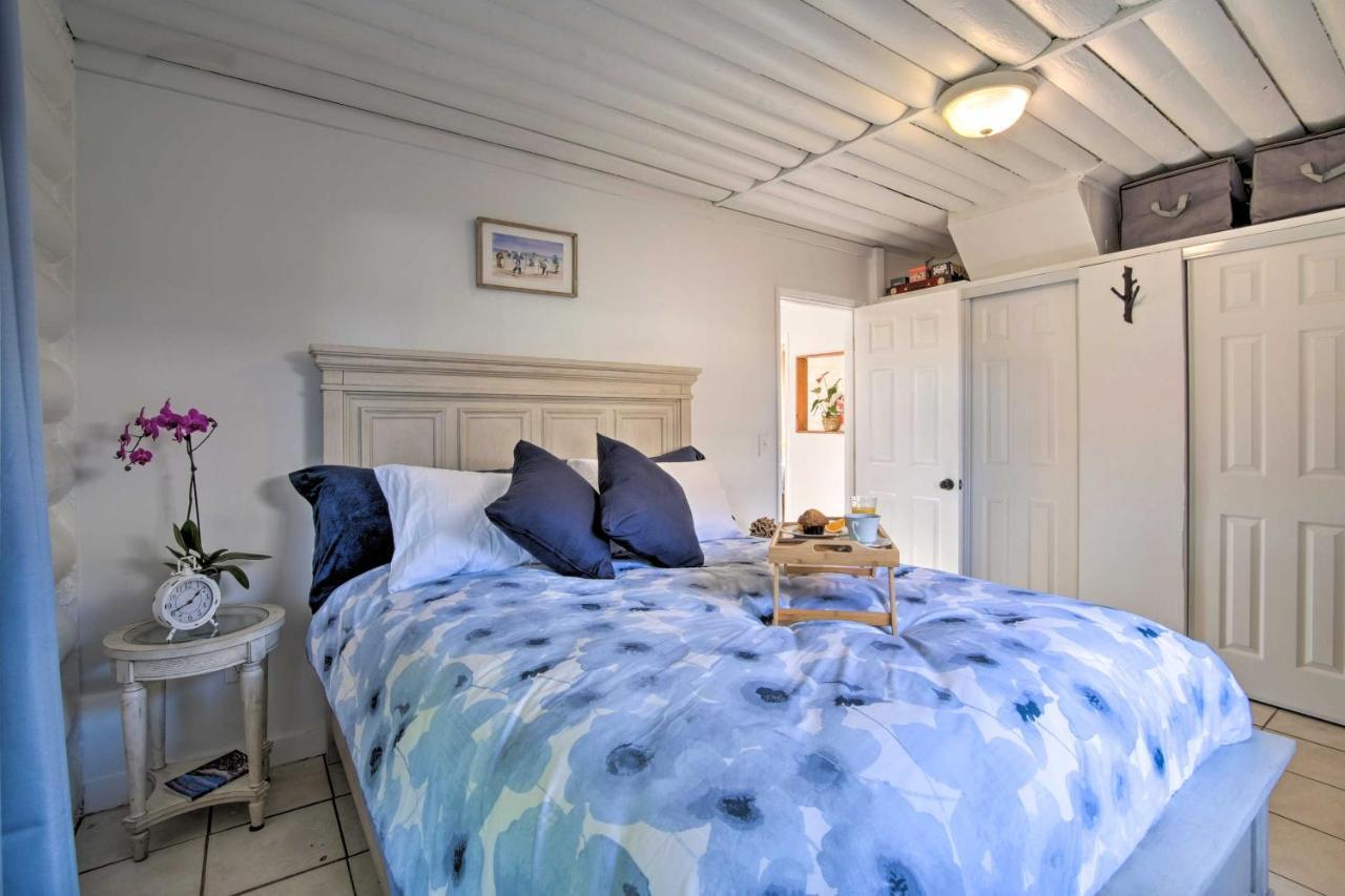 Unique Dog-Friendly Log Cabin Short Walk To Ocean Crescent City Eksteriør billede